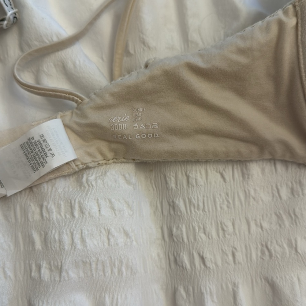 Aerie Sunnie Demi Bra. Cream. 30DD - Picture 3 of 4